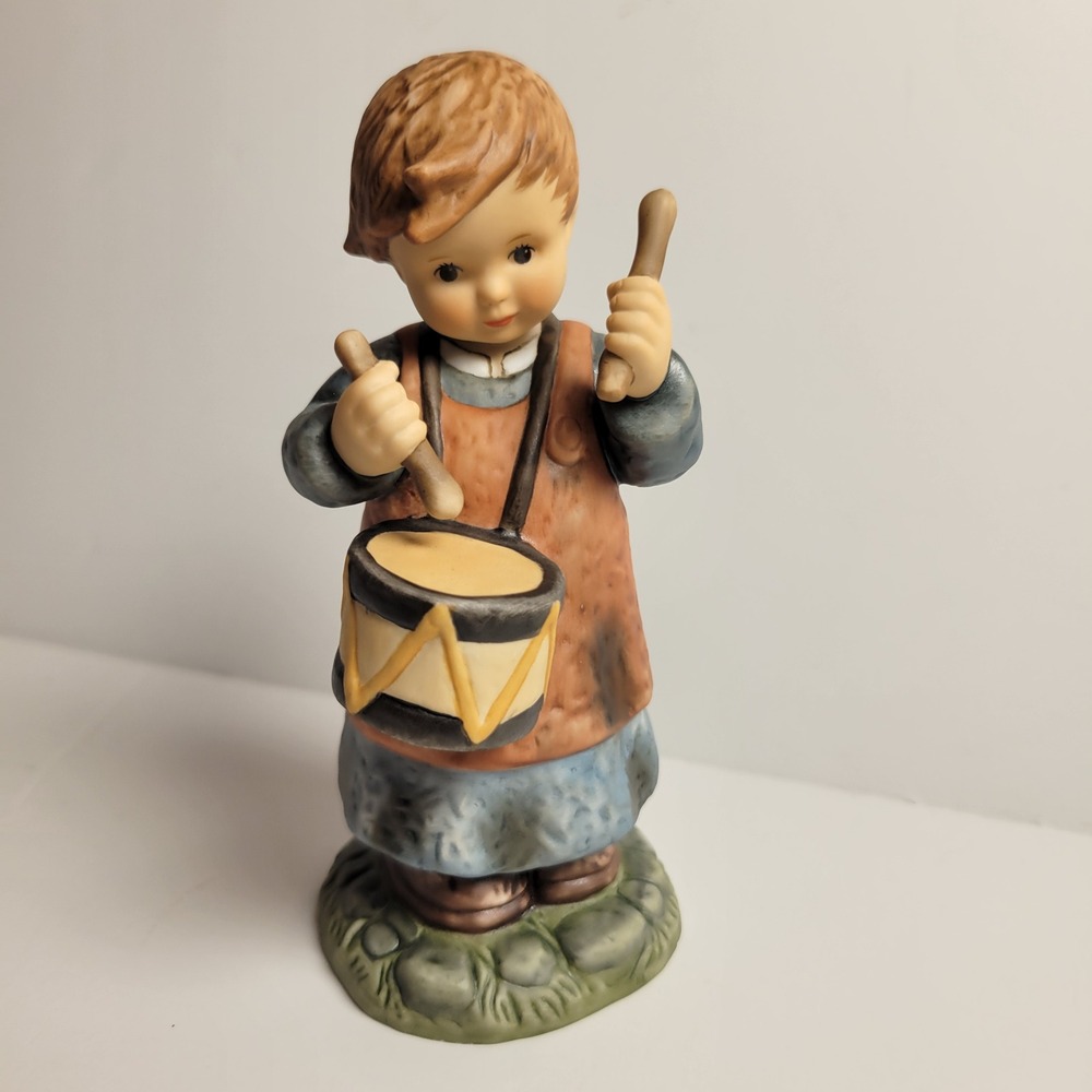 Goebel Berta Hummel Drummer Boy BH 53‎ Porcelain Figurine 1998